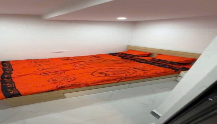 Cho thuê nhà Phố Bạch Đằng, 4 tầng, 18m2, 3 ngủ, 3 vệ sinh, 8 Triệu/tháng